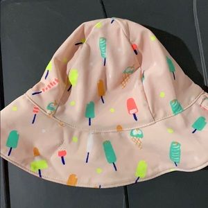 Reversible baby Gap swim hat